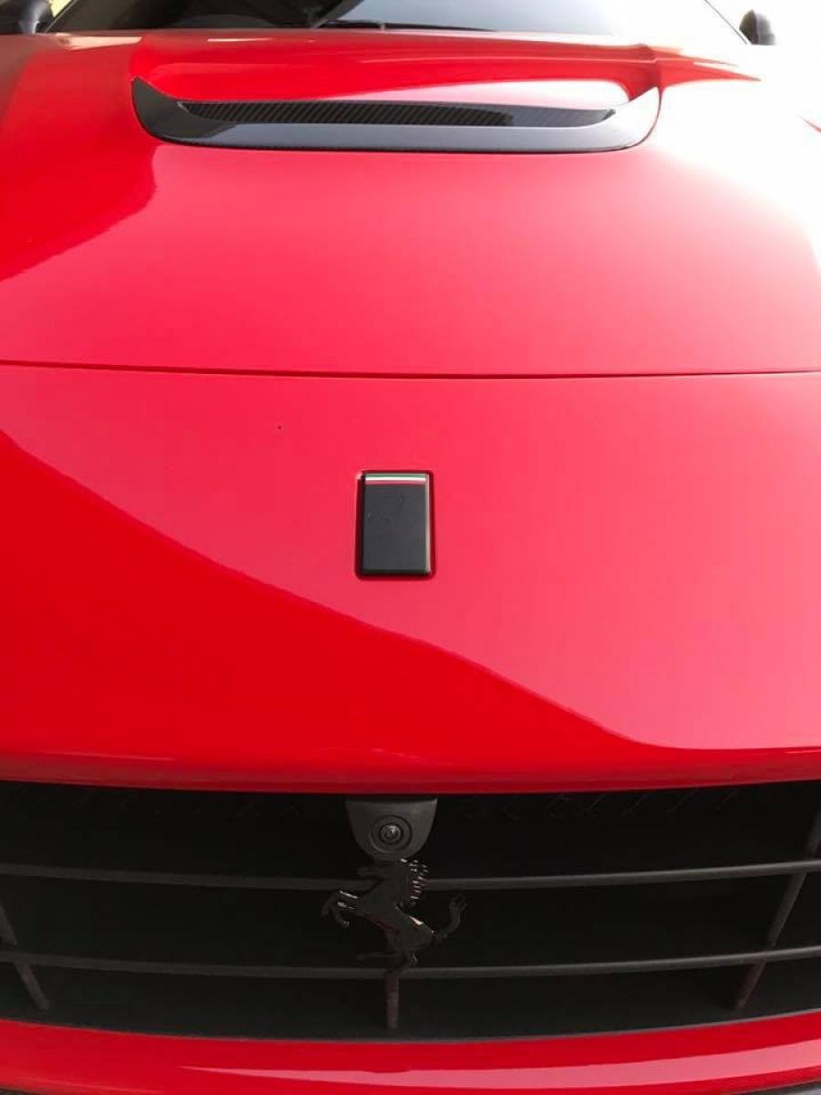 Детали экстерьера Ferrari F12berlinetta by Novitec Rosso and RACE! 2017 года  (фото 13 из 14)